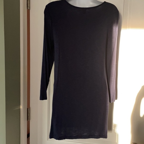 OLD NAVY, SET OF 2 T-SHIRTS, SIZE XS & S - Picture 3 of 4